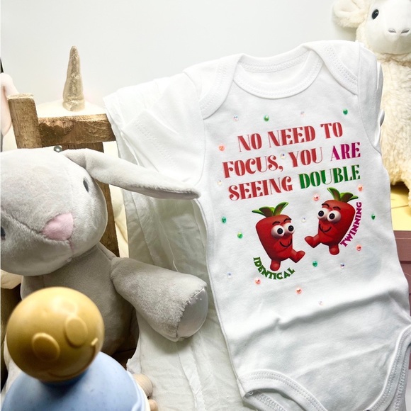 Set of 2 CarrotTop Onesies for TWIN girls - Picture 1 of 7